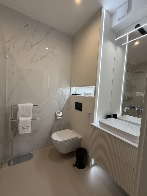 luksusowy apartament Rewal - łazienka